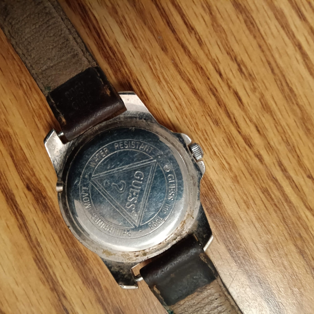 Women's GUESS Watch - Picture 6 of 7